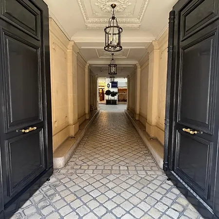 Saint Honore * Paris